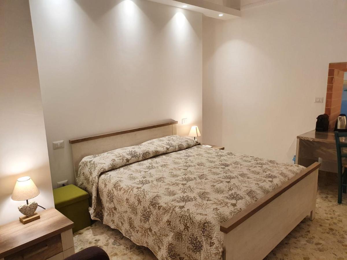 Bed and Breakfast Stella Maris Конверсано Экстерьер фото